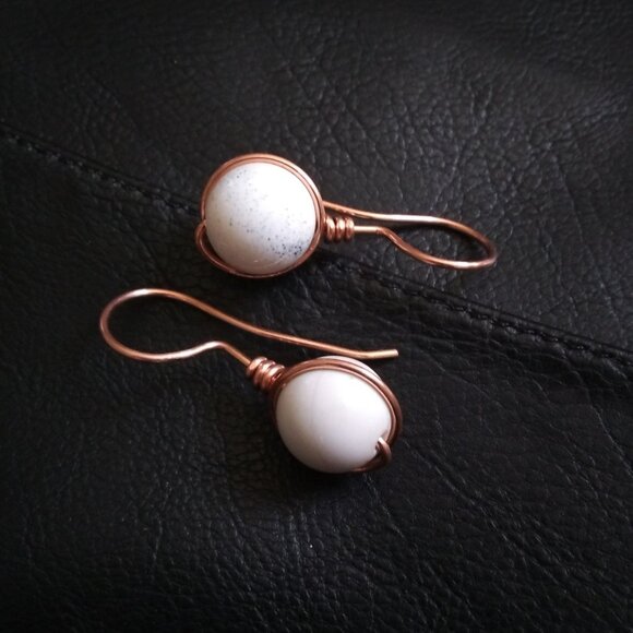 Tranquility! Calming Minimalist & Scrumptious Stone + Copper Dangle Earrings! - Picture 2 of 8